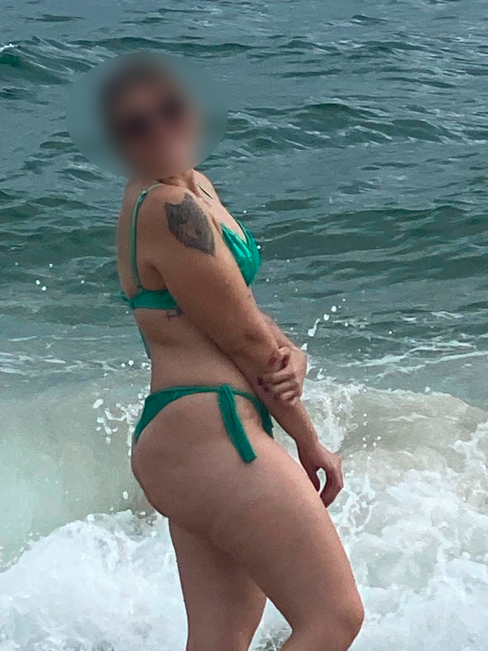 F2